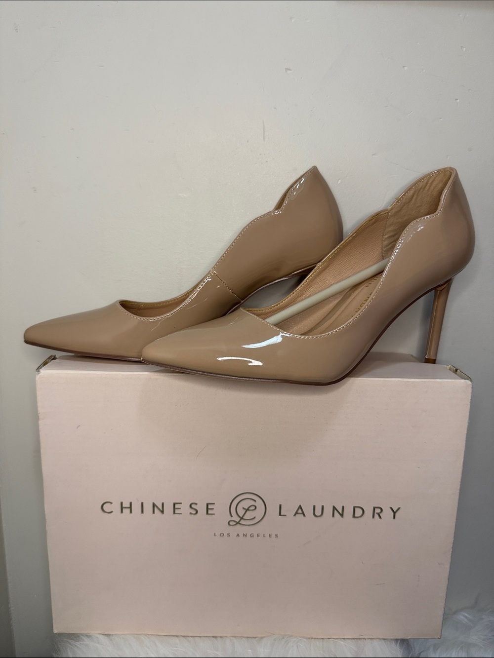 Chinese Laundry Beige Patent Pointed-Toe Stiletto Pumps Size 6 - 3 inches heels